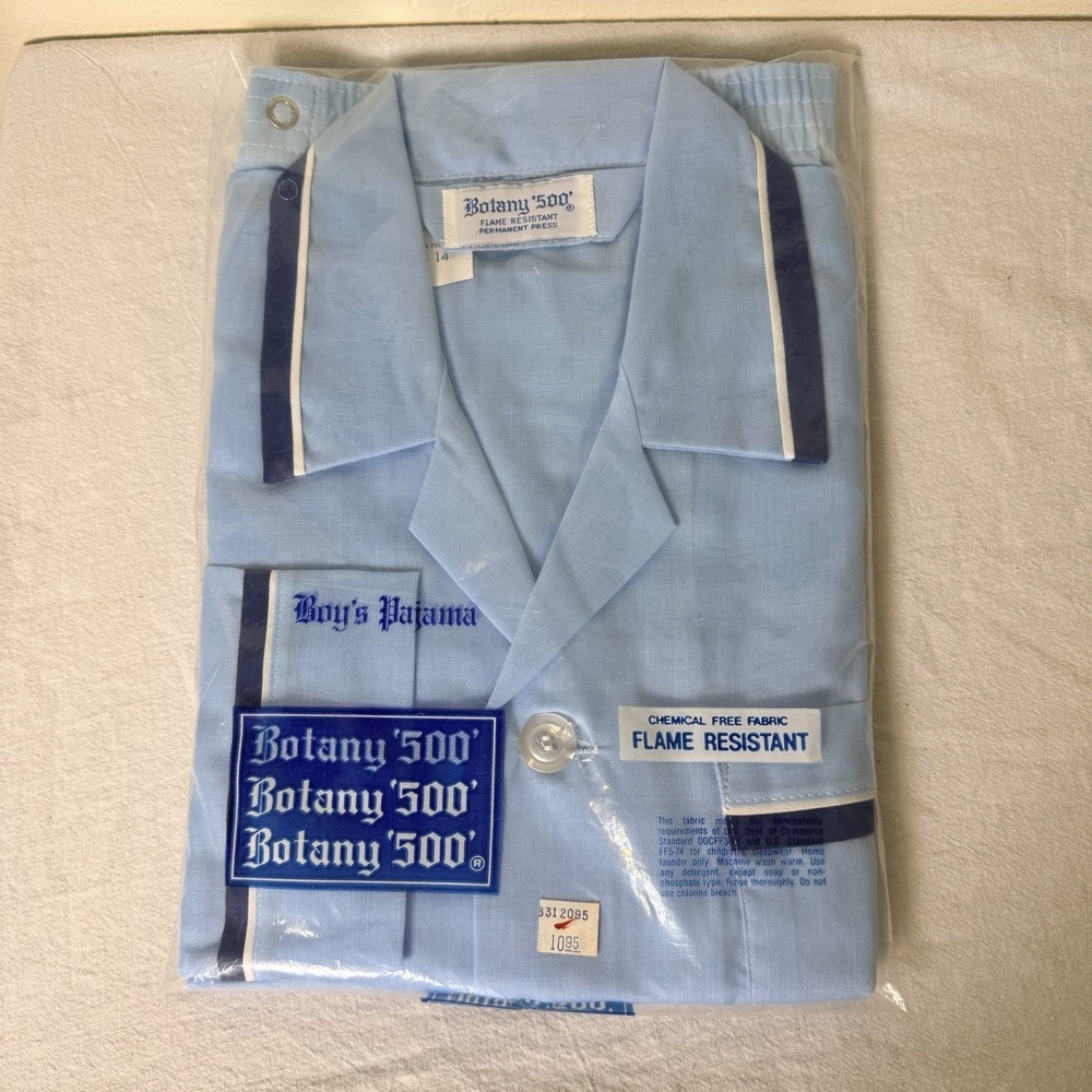 Vintage Botany 500 Pajamas Boys 14 NEW Long Sleeve Button Up Permanent Press